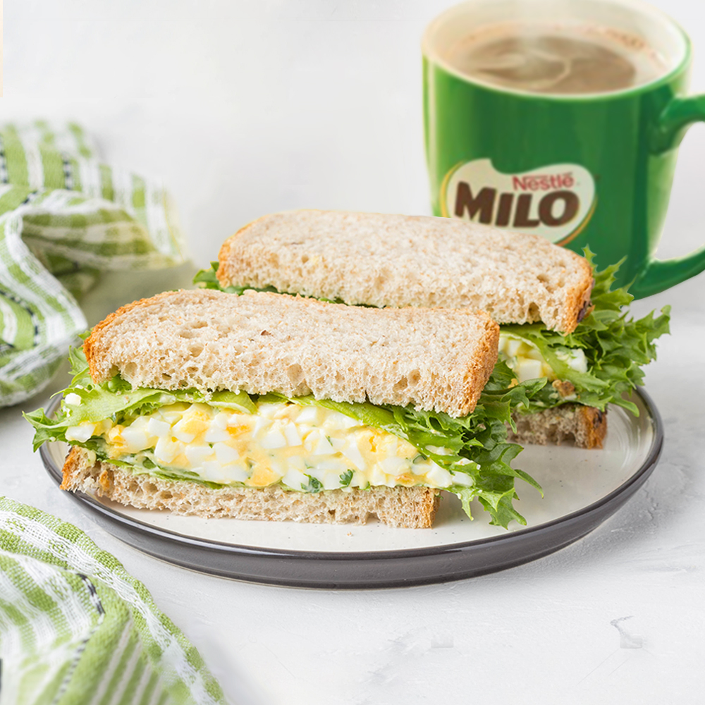 EGGS AND SEAWEED SANDWICH